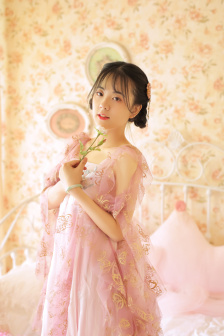 办公室内射后入妓女